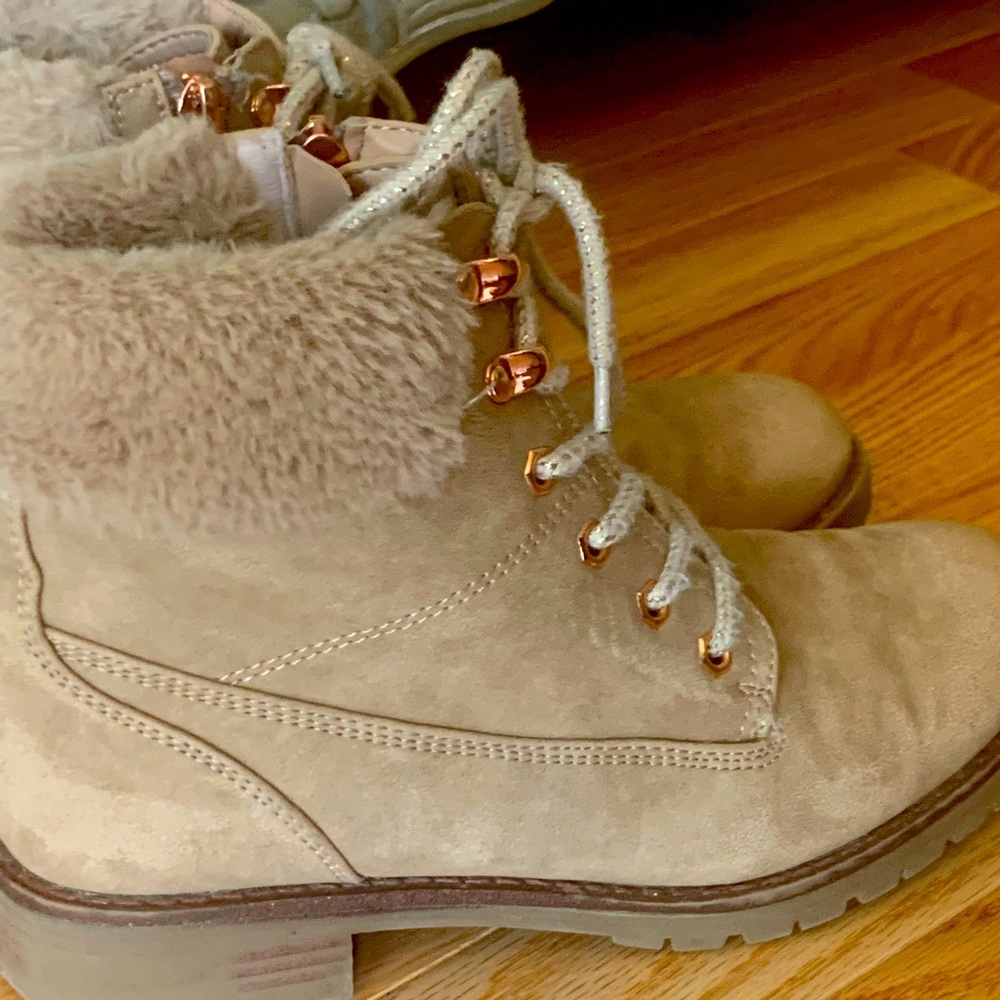 Youth girl’s adorable side zip booties
